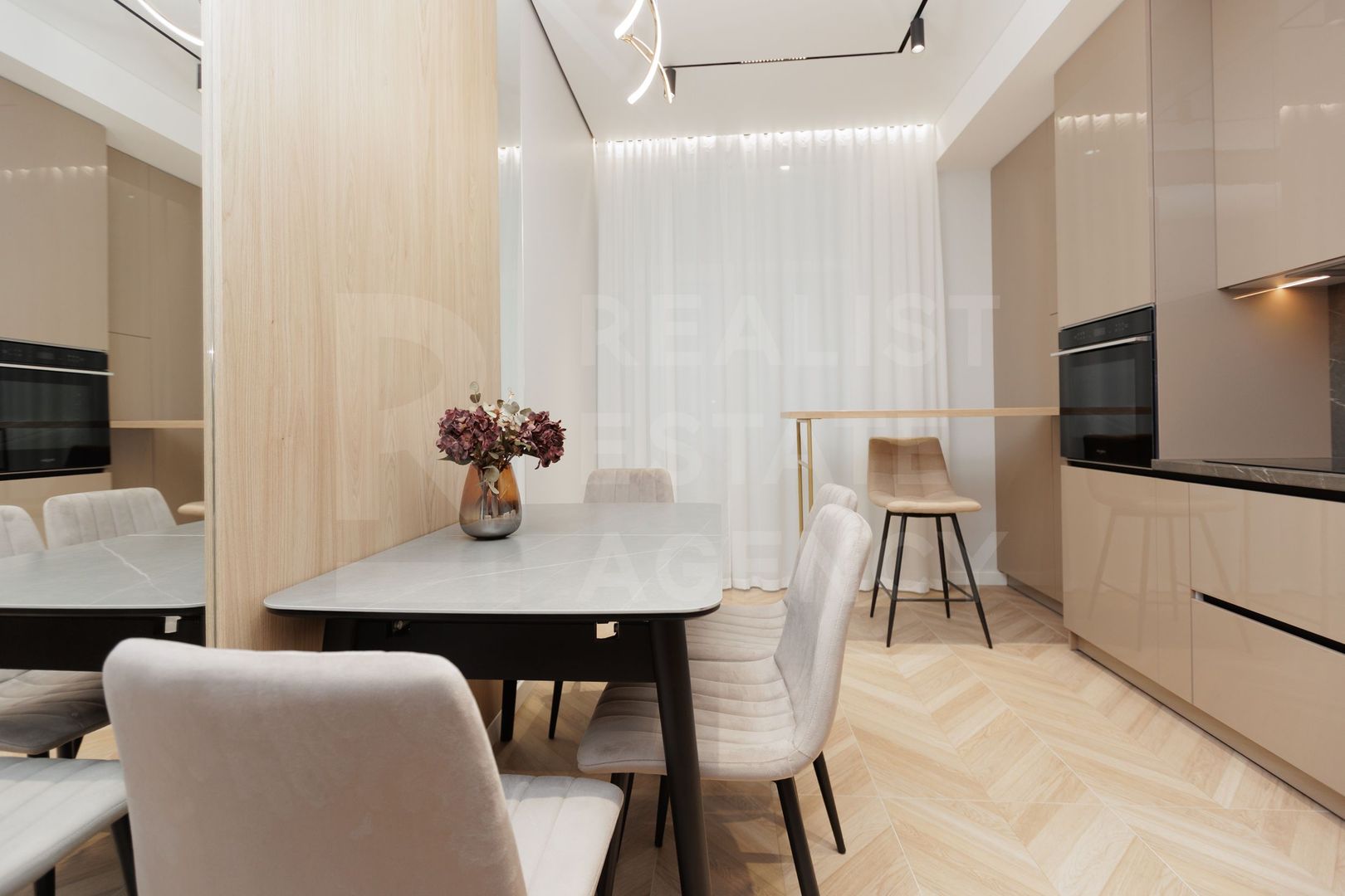 Vânzare, apartament, 3 camere, str. Vasile Lupu, Buiucani - Poză 2