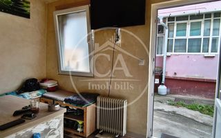 Apartament cu 2 camera la curte comuna de vanzare Central, Oradea - Poză 7