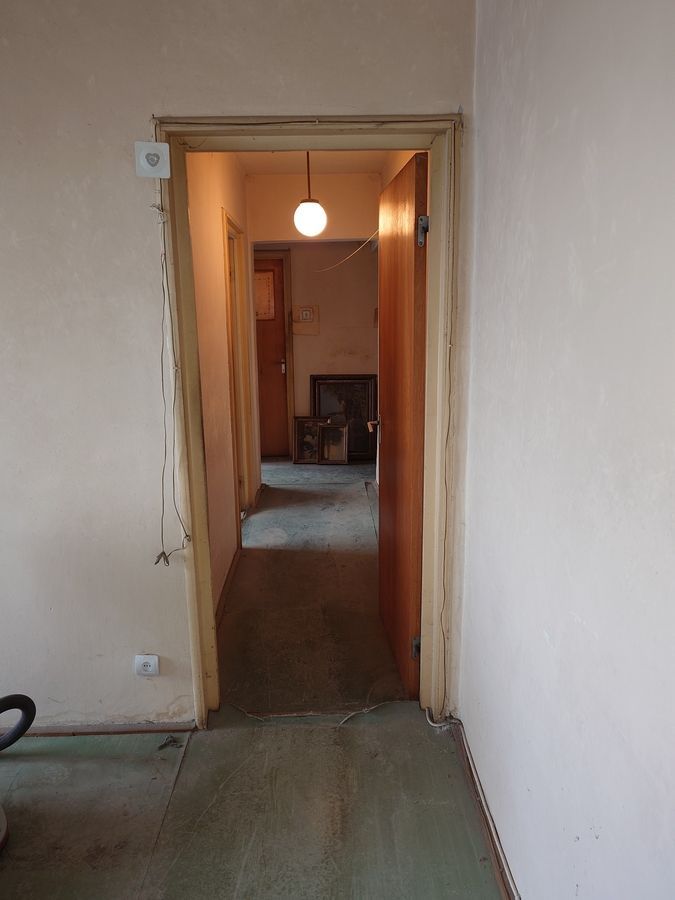 Apartament 4 camere necesita renovar, Chilia Veche, Drumul Taberei - Poză 1