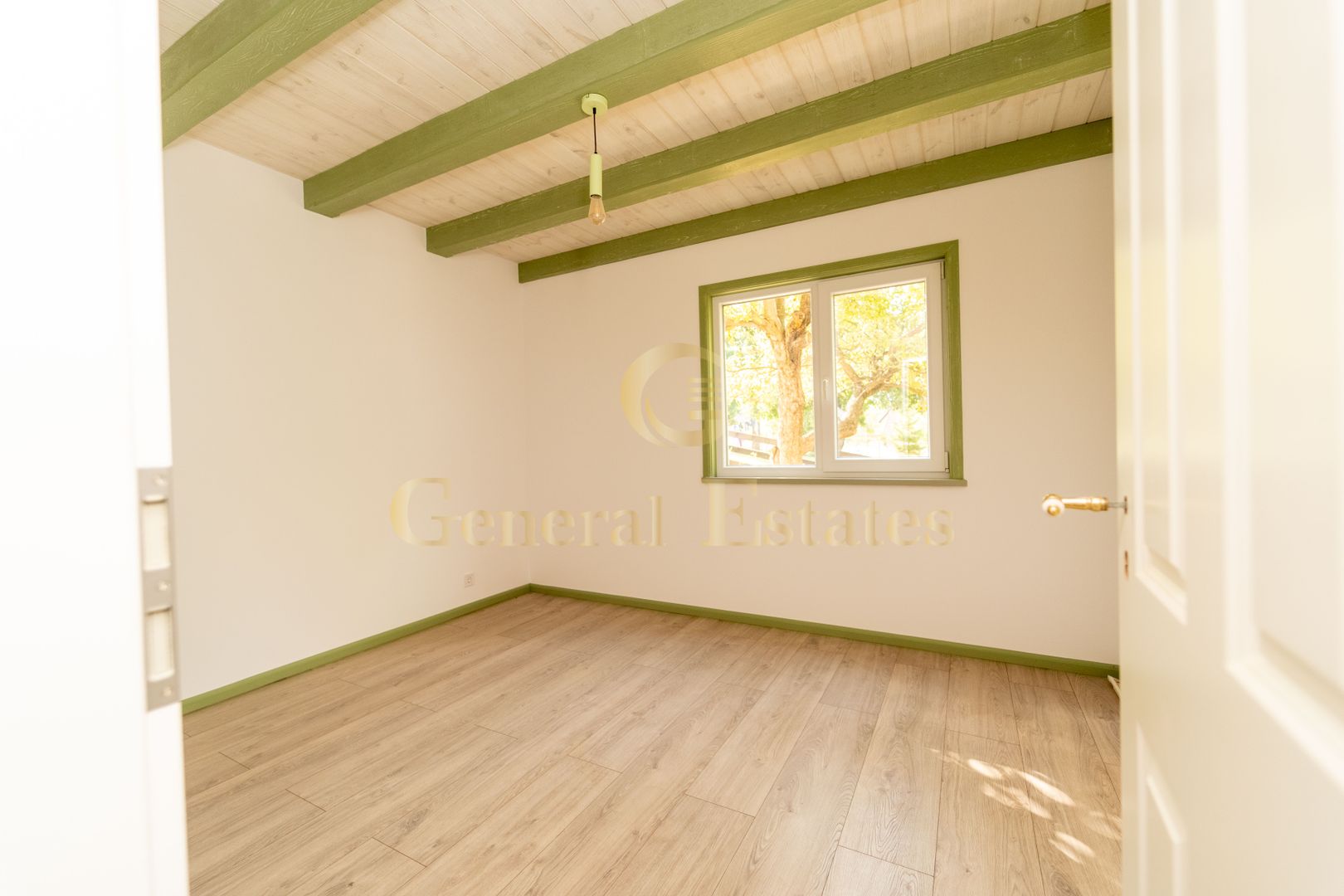 Casa de vacanță din Tohănița – locul unde muntele întâlnește liniștea - Poză 13