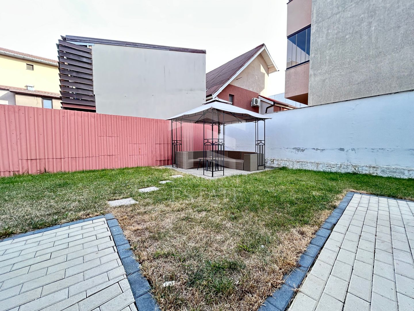 Vilă P+1 Mamaia Nord | 308 mp | 6 Camere | 6 băi | 6 locuri de parcare - Poză 32
