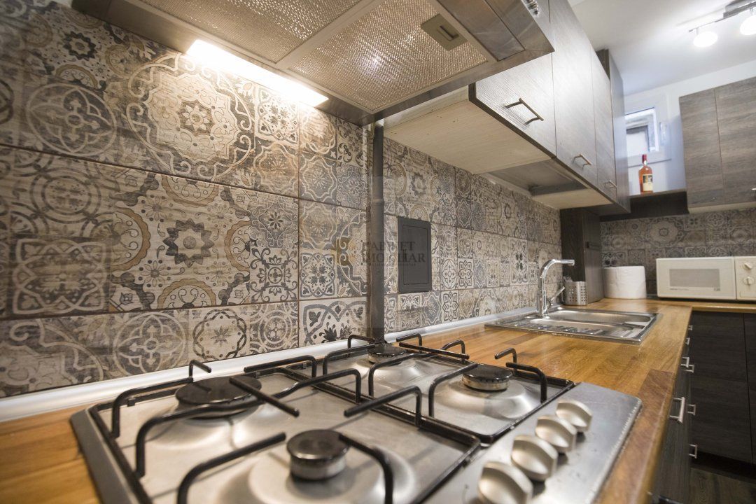 Apartament Central |  4 Camere  Spațiu Generos |  Ideal Investitie - Poză 9