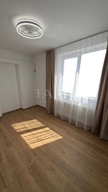Apartament 2 camere decomandate, complet renovat – Plopilor - Poză 4