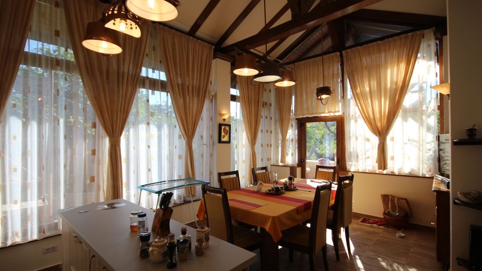 Vila frumoasa de vanzare in zona Balcescu! - Poză 17