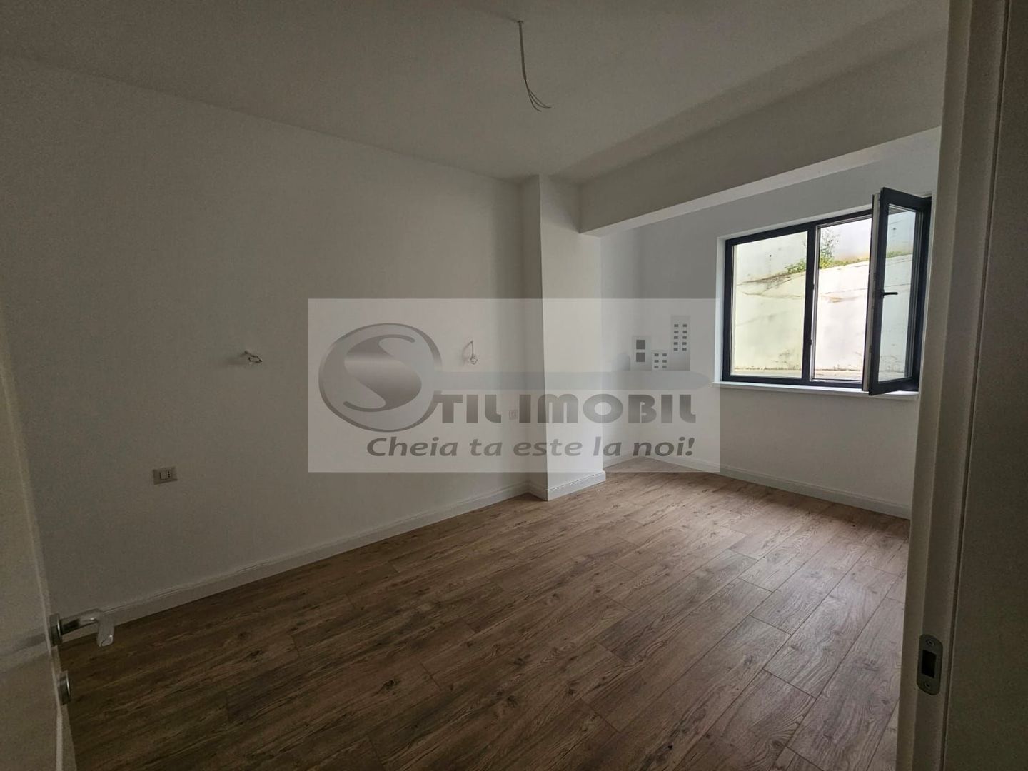Apartament cu 2 camere decomandat Pacurari 65mp - parcare subterana - Poză 5
