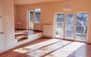 Vila de închiriat în Copou, gard în gard cu Grădina Botanică - Poză 2