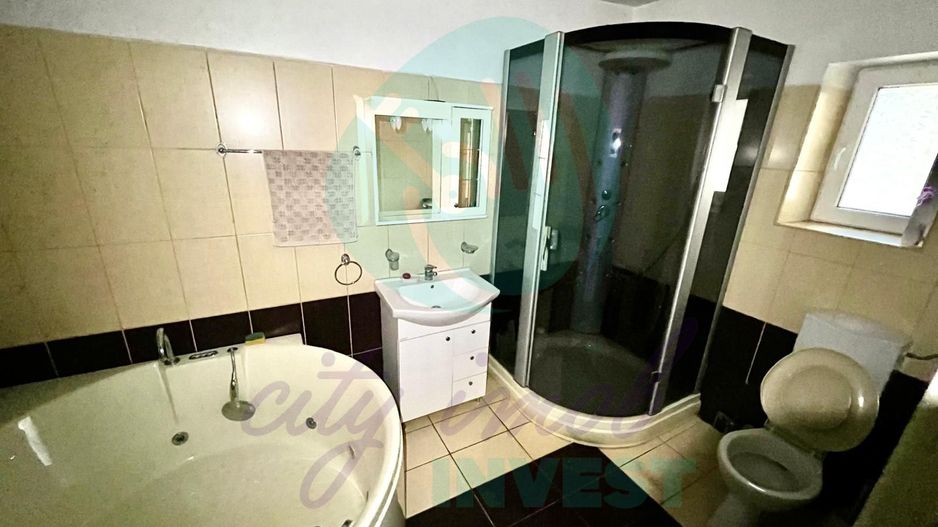 Ap. în Vilă– 4 camere | Ultracentral – Parcul Cișmigiu | Curte comună - Poză 10