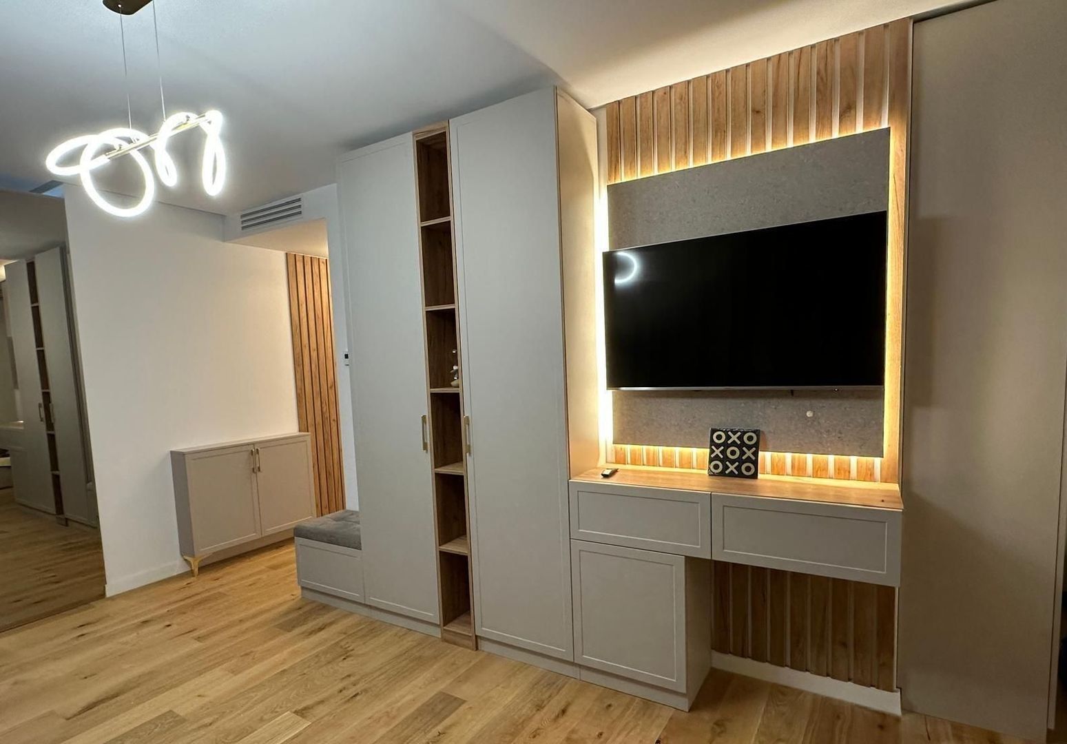 Închiriere 2 camere Centrul Civic, parcare subterană, centrală, Petfriendly - Poză 1