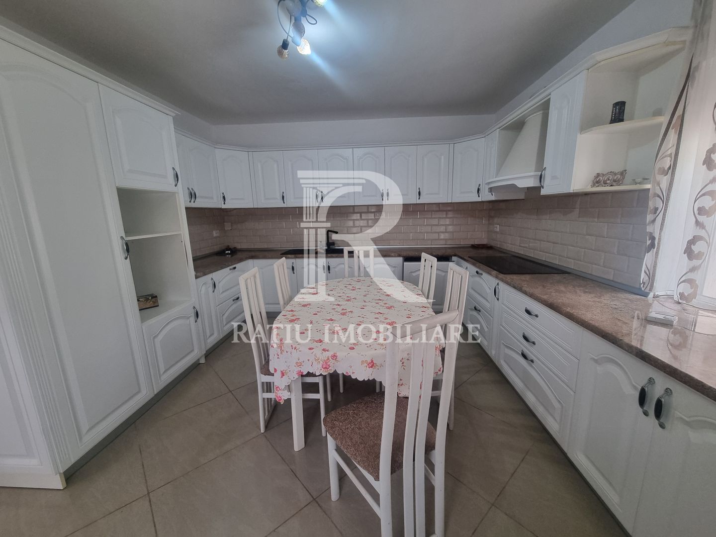 Casă  3 corpuri de vânzare | Teren 1060 mp | Cristur | Hunedoara - Poză 2