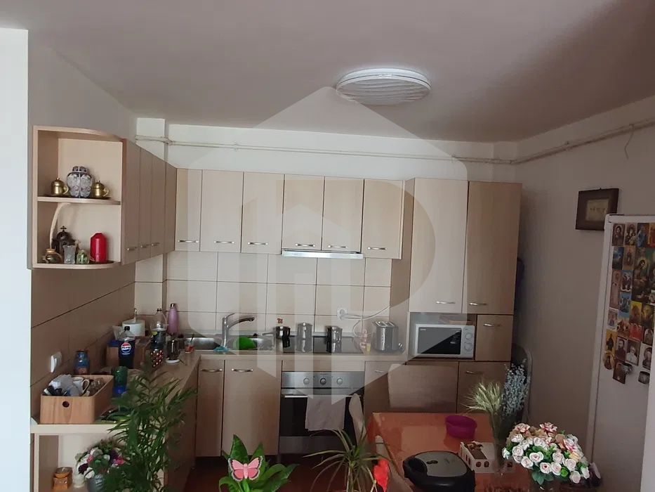 Garsoniera | 41mpu | Etaj 1 | Zona Tilisca | Utilata | Balcon |Camara - Poză 3