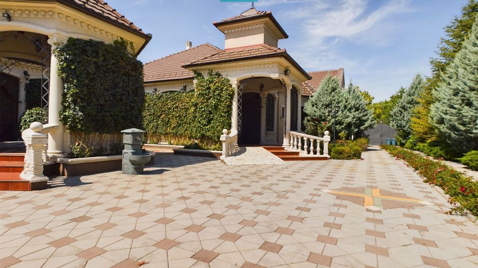 Vilă luxoasă în Serbia - Poză 40