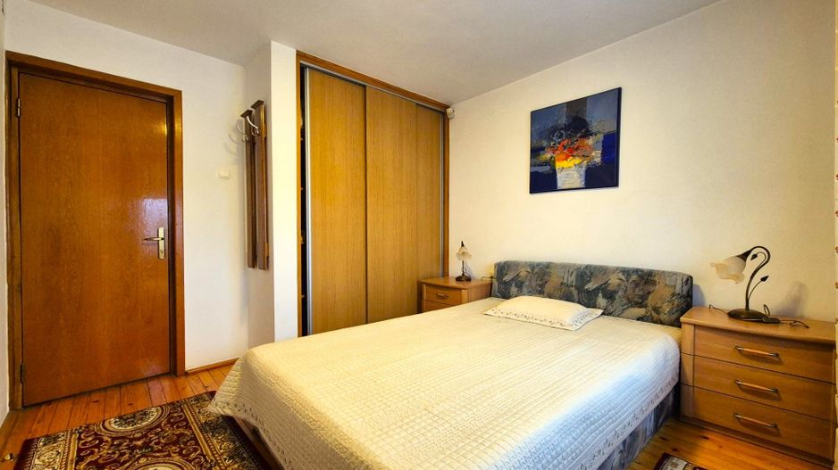 Casa renovata, mobilata si utilata complet - Poză 27