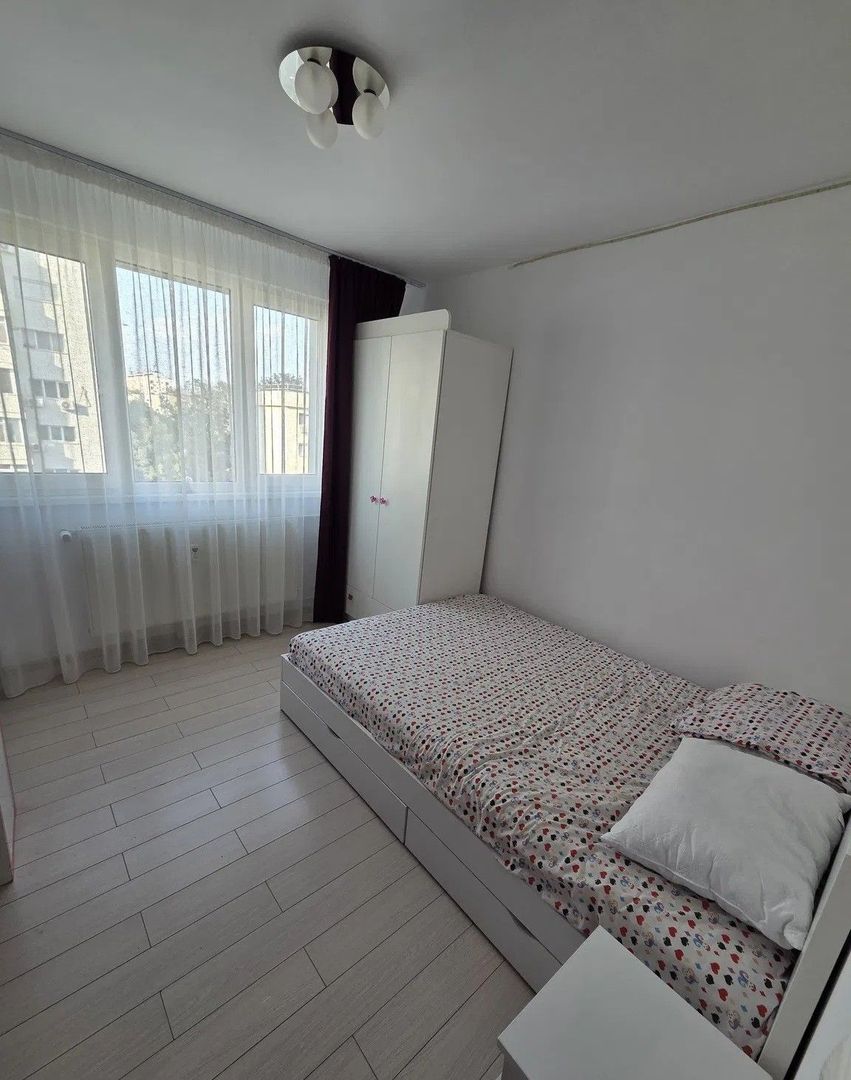 Apartament 3 camere 1 Decembrie 1918-Trapezului | Loc parcare - Poză 3