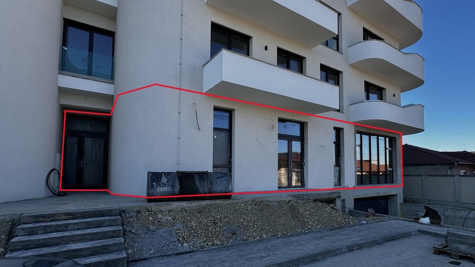Spatiu comercial la intrare in Santandrei - Poză 1