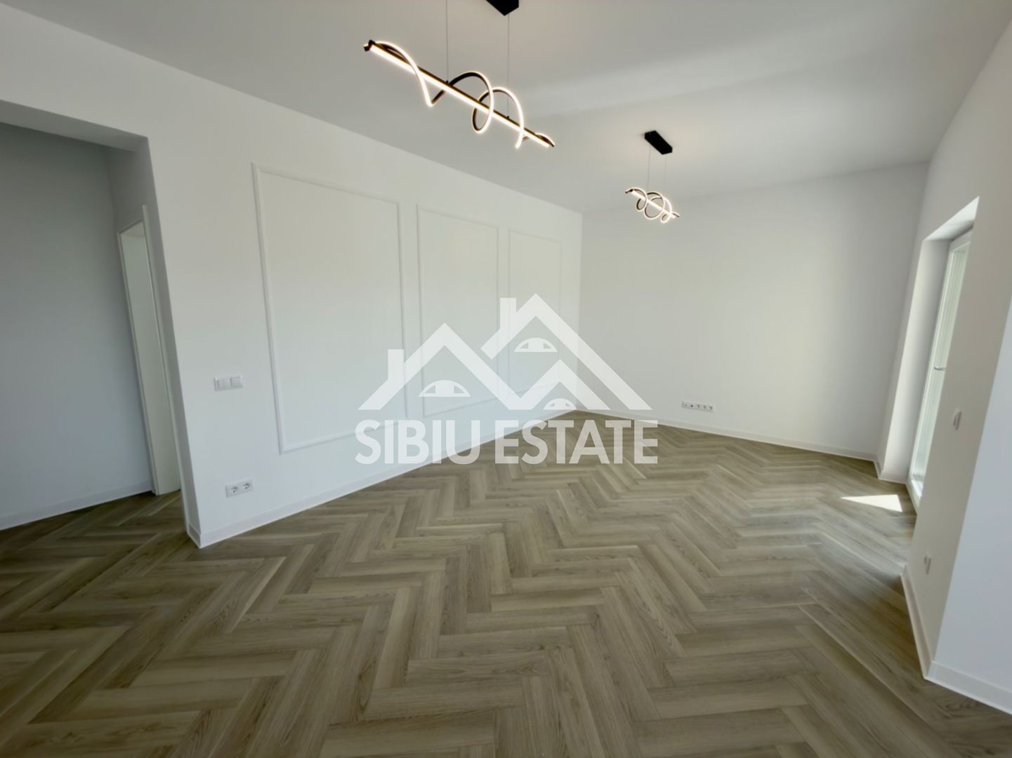 Apartament cu 3 camere,boxa depozit, Finisat La Cheie te muti imediat - Poză 13