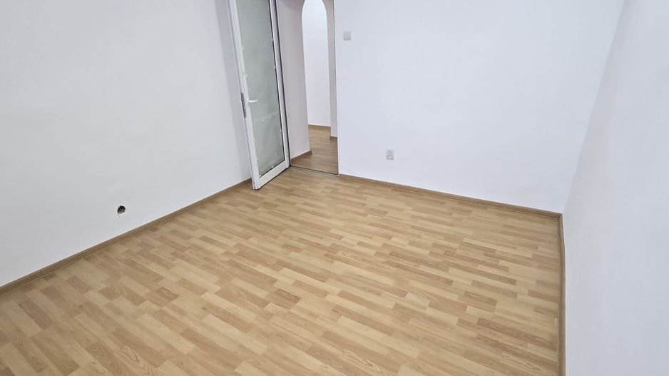 Apartament 4 camere Soseaua Berceni /an 1981 - Poză 17