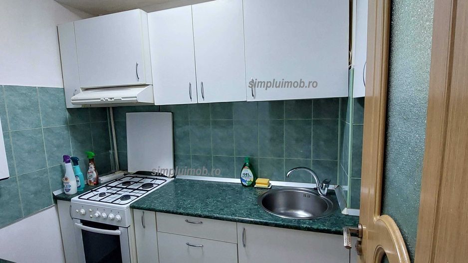 garsoniera 32mp renovata utilata  Titan metrou 10 minute - Poză 3