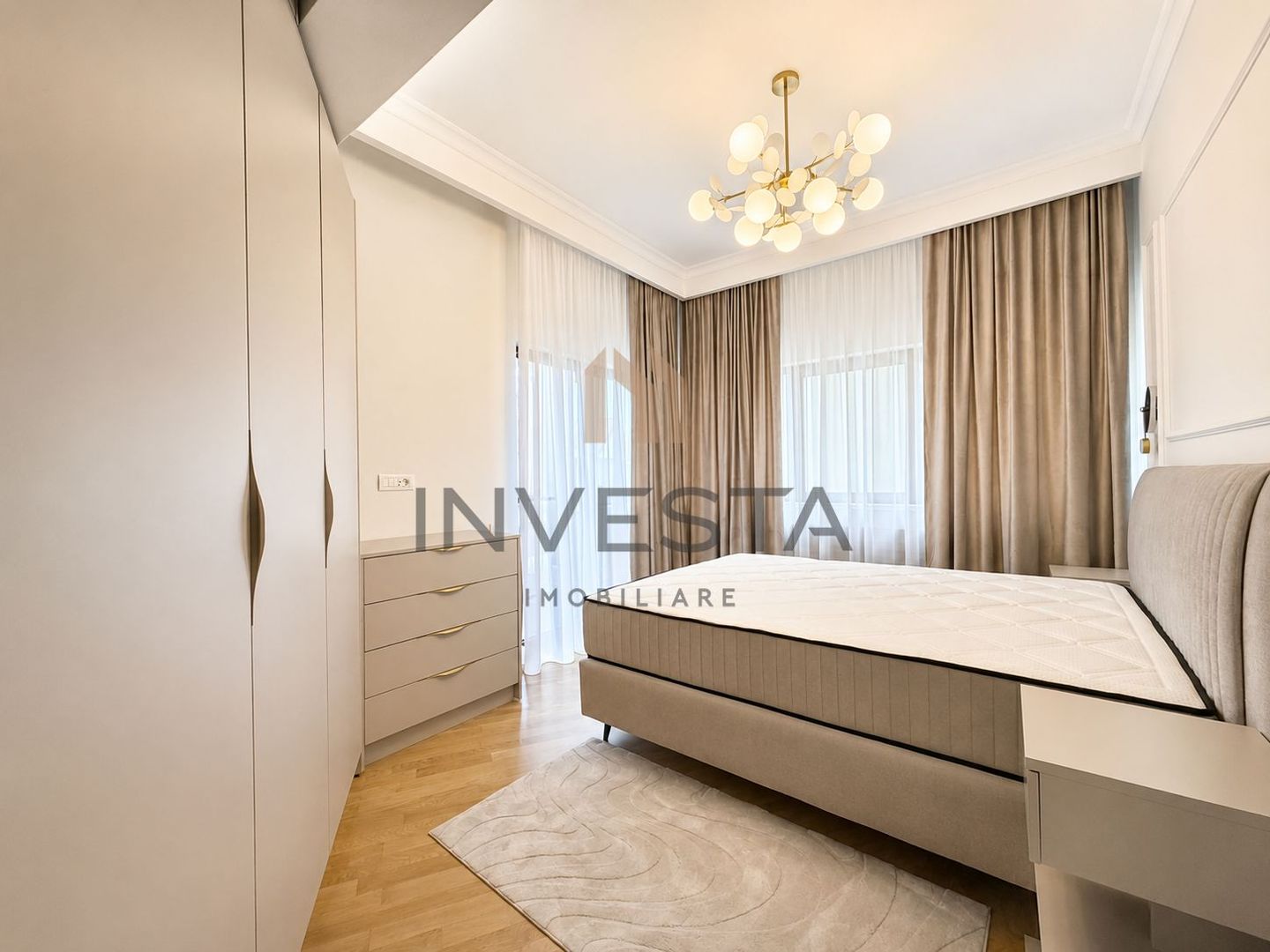 Apartament cu 3 camere si parcare de inchiriat in zona Andrei Muresanu - Poză 5