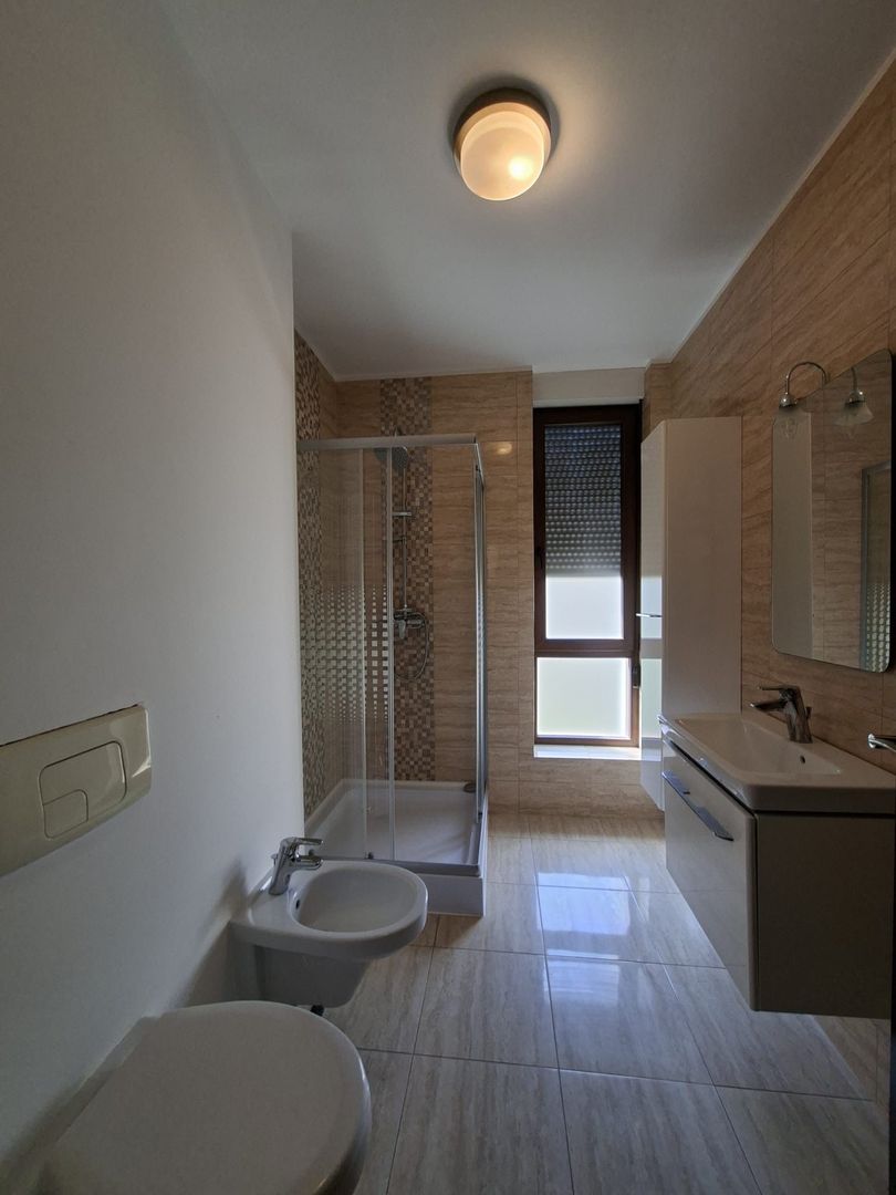 Spațios 4 camere, zona Braytim - Poză 18
