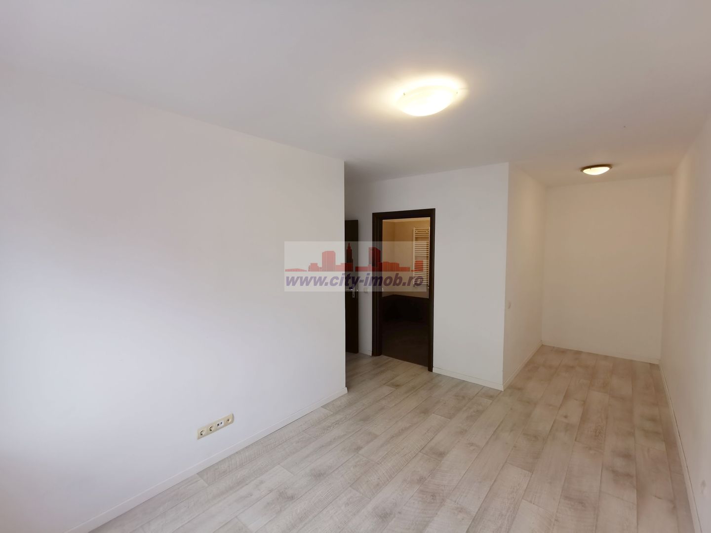 Vanzare Apartament 4 camere Baneasa - Poză 12