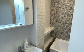 Garsoniera premium de inchiriat, zona ultracentrala Cuza Voda, Iasi - 25 mp, renovata complet - Poză 3