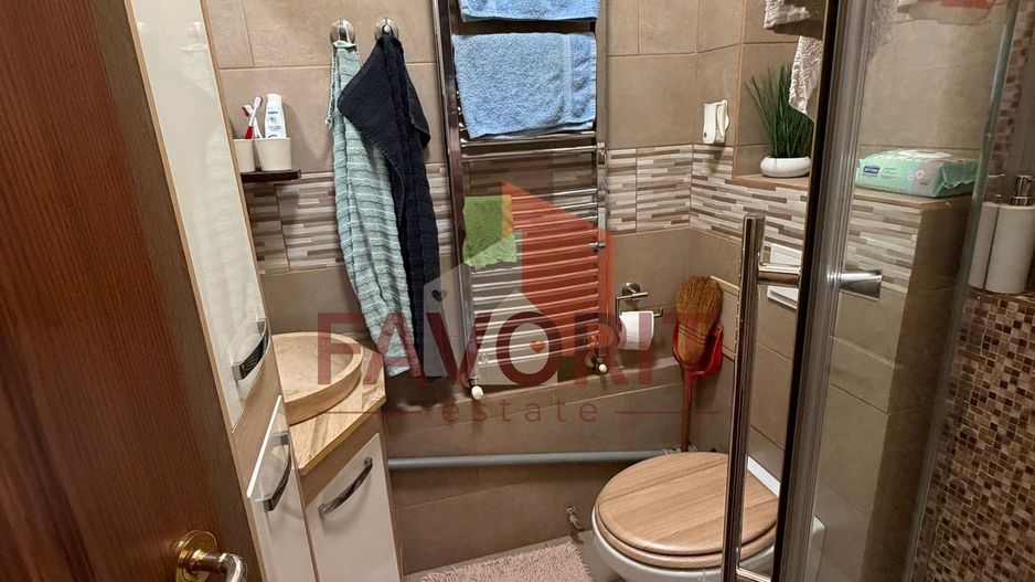 3 camere | etaj 1 | centrala proprie | mobilat si utilat | 2 bai | 2 balcoane | - Poză 10