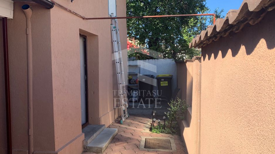 CASA cu 3 CAMERE  langa Piata Rahova, Strada Ghiocului Nr 5 - Poză 2