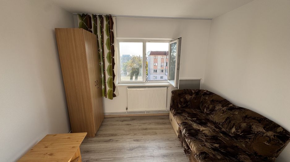 Apartament 3 camere 60 mp bloc 1980 central Filipesti de Padure! - Poză 5