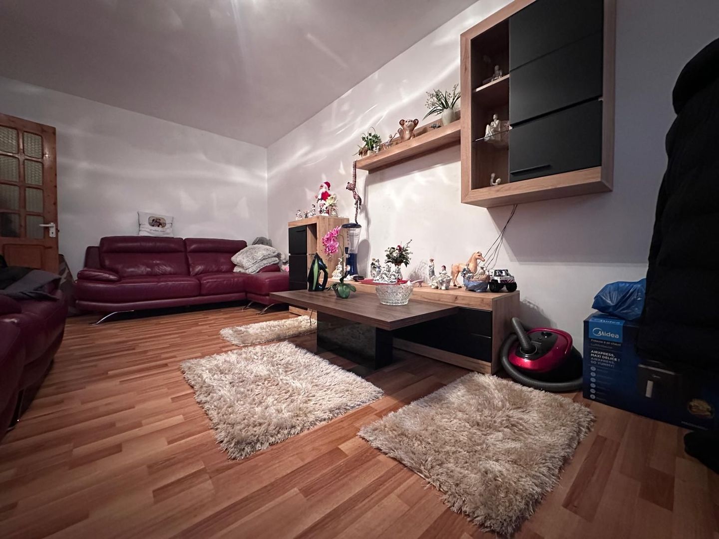 Apartament spațios cu 4 camere de vânzare! - Poză 6