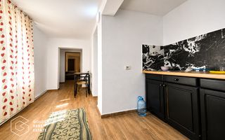 Casa cu 2 corpuri de cladire, oras Lipova - Poză 6