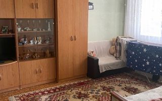 Apartamentcu 2 camere decomandate, priveliste deosebita. - Poză 3
