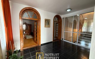 🏡 VILA DEOSEBITĂ DE VÂNZARE ÎN ARAD – ZONA CENTRALĂ - Poză 8