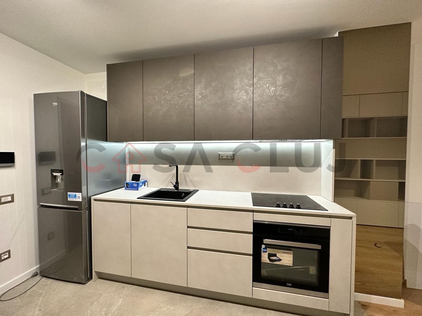 Apartament ultrafinisat. Parcare! Bloc Nou! Zona Fsega! - Poză 6