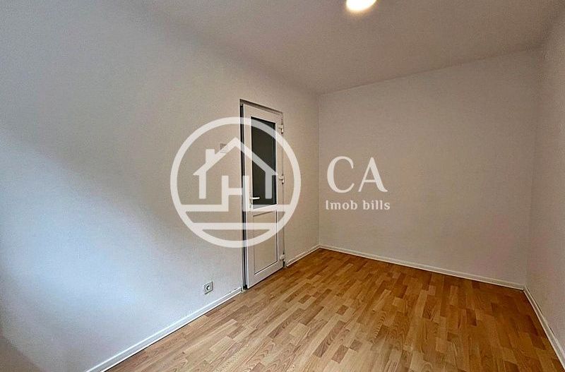 Apartament de vânzare cu 2 camere în zona Rogerius, Oradea - Poză 5
