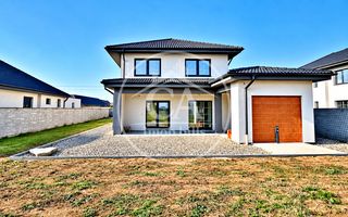 Casă de vânzare P+E cu 4 camere în zona Nufărul, Oradea - Poză 1