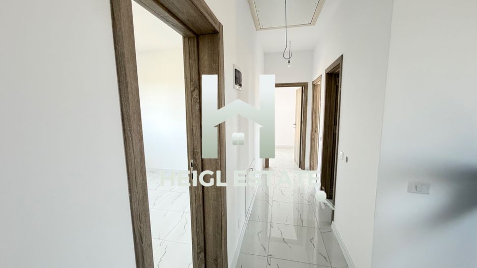 Duplex finalziat cu 4 camere si bucatarie inchisa in Giroc - Poză 3