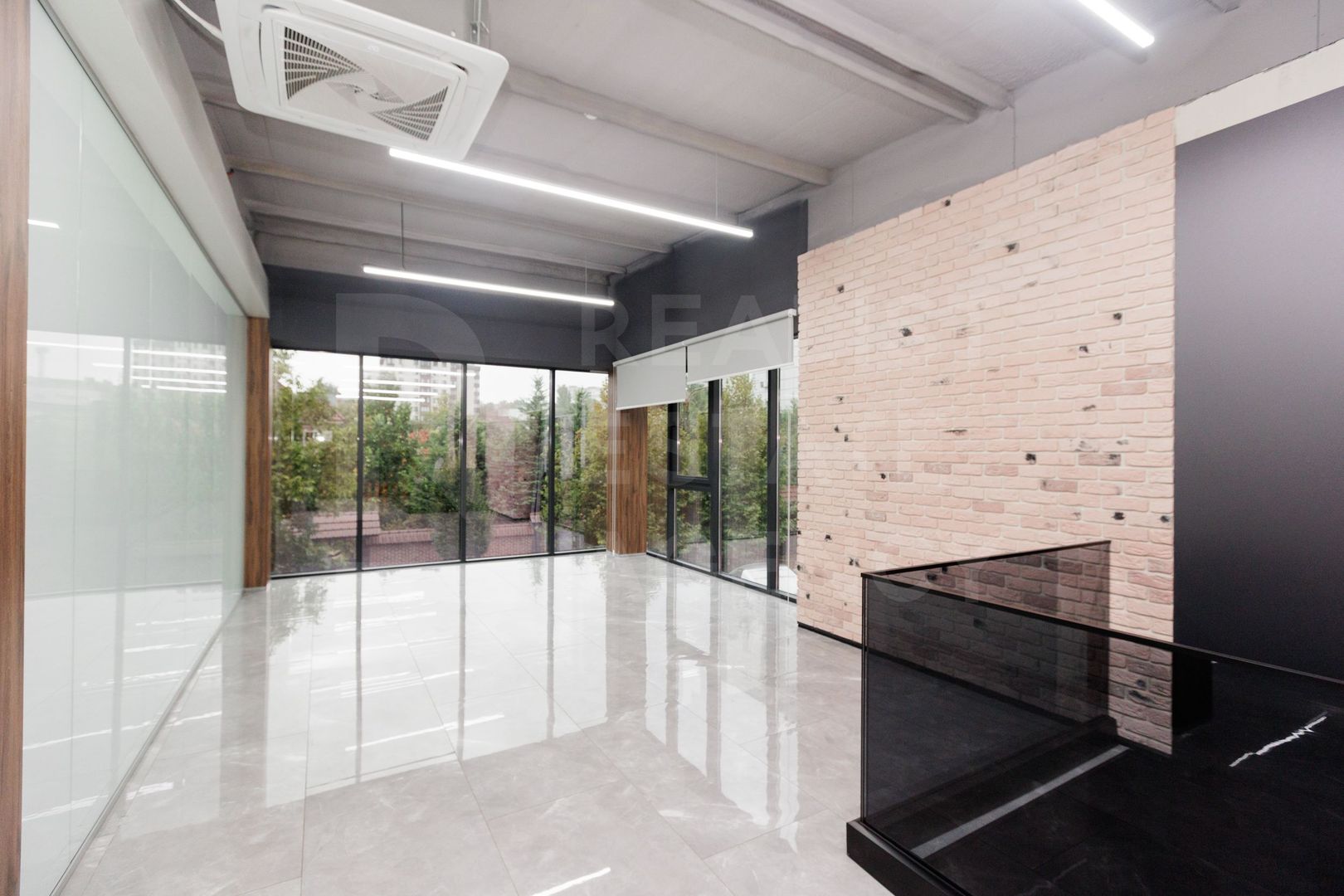 Chirie, spațiu comercial, 262 mp, str. Brincuși, Botanica. - Poză 3