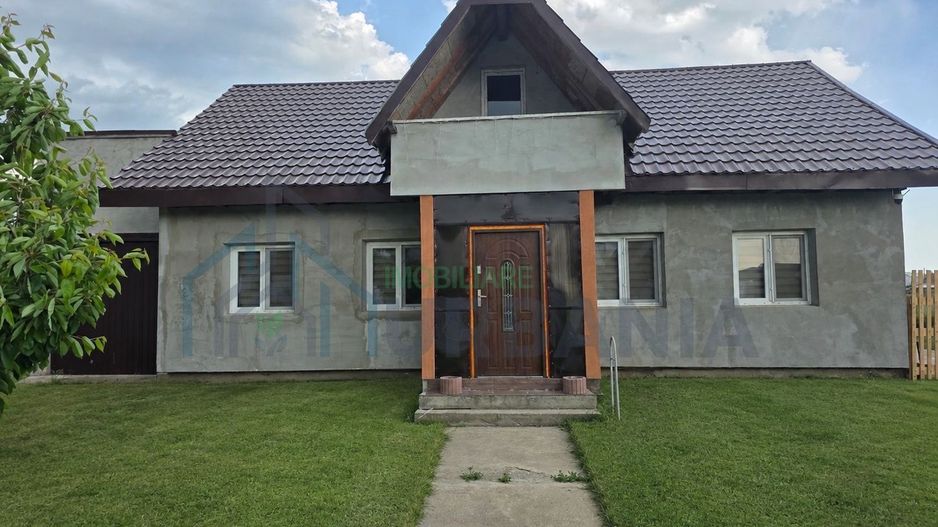 Casă P+M cu garaj, mansardă amenajabilă și teren de 500 mp în Dancu - Poză 2