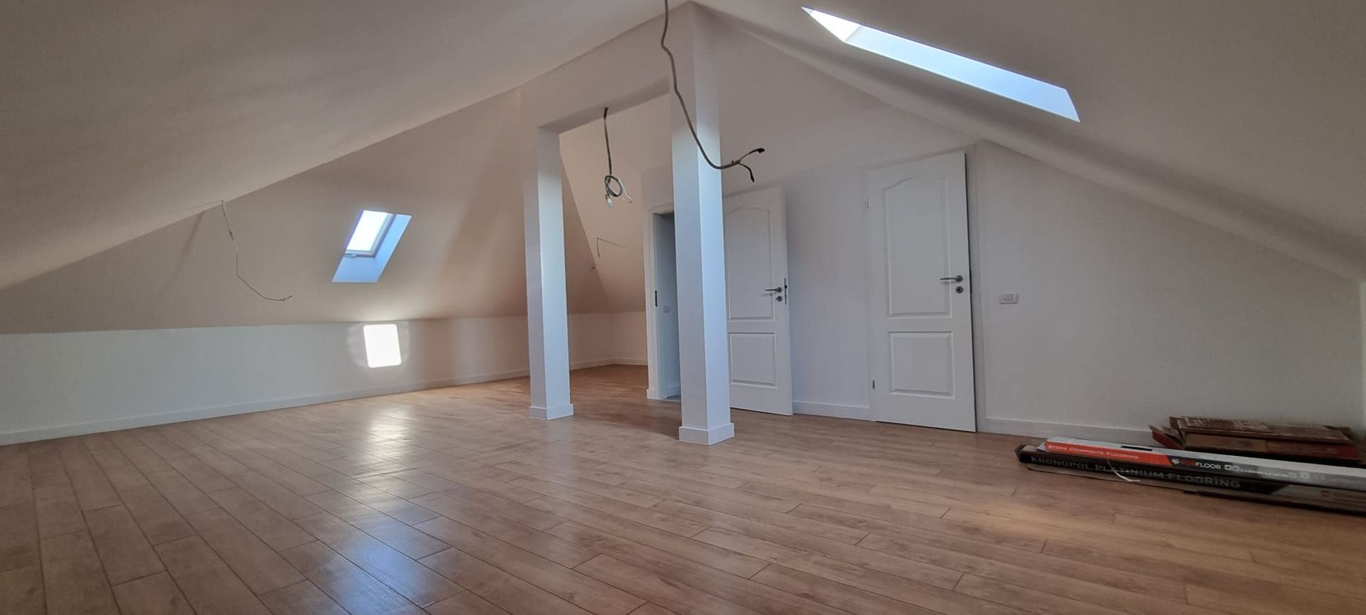 Vilă NOUĂ | Curte 400 mp | Mansardă pe placă | Lângă Parc Ghidigeni - Poză 36