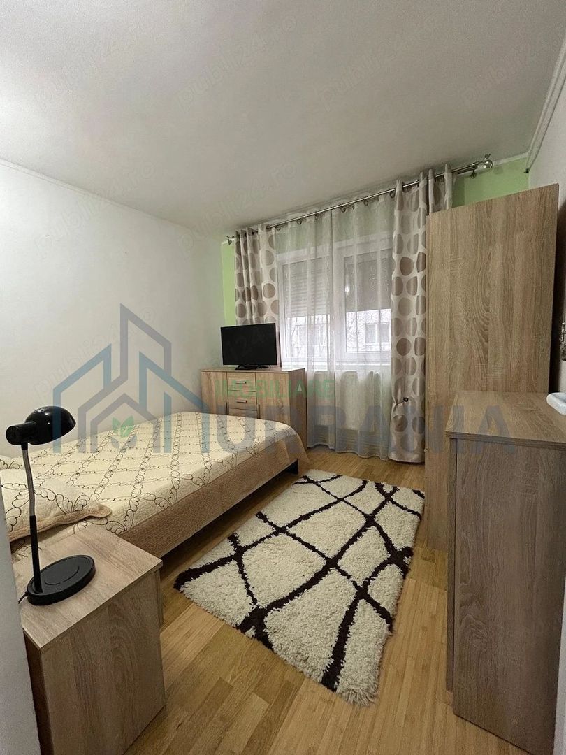 Apartament 3 camere de vânzare în Iași, zonă liniștită și accesibilă - Poză 3