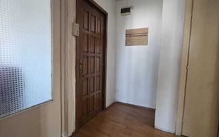 Ap 3 camere, zona Lipovei, etaj 3, decomandat - Poză 3