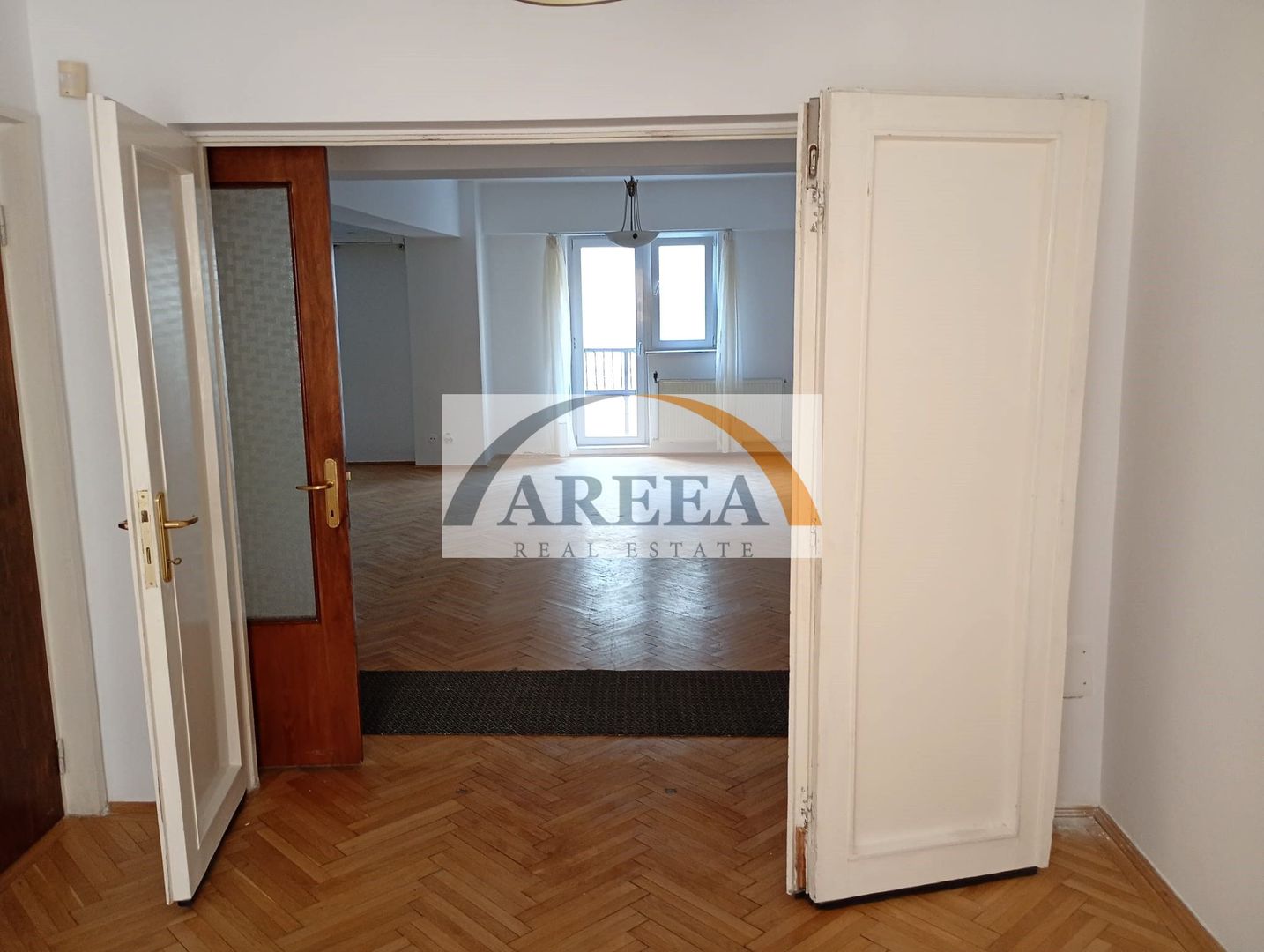 Universitate - de inchiriat apartament 4 camere - 120 mp - Poză 4
