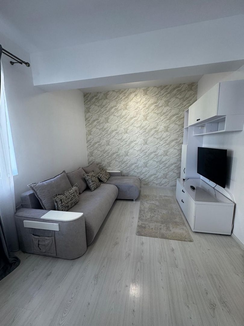 Apartament modern 2 camere cu parcare – Str. Biruinței, 550 €/lună - Poză 1