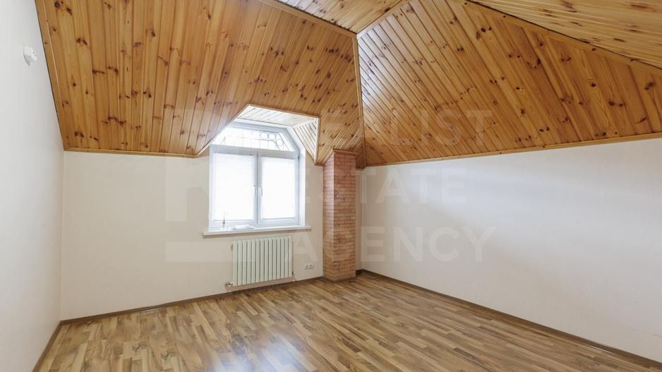 Chirie, casă, 2 nivele, 5 camere, str. Alexandru  Cosmescu, Centru - Poză 11