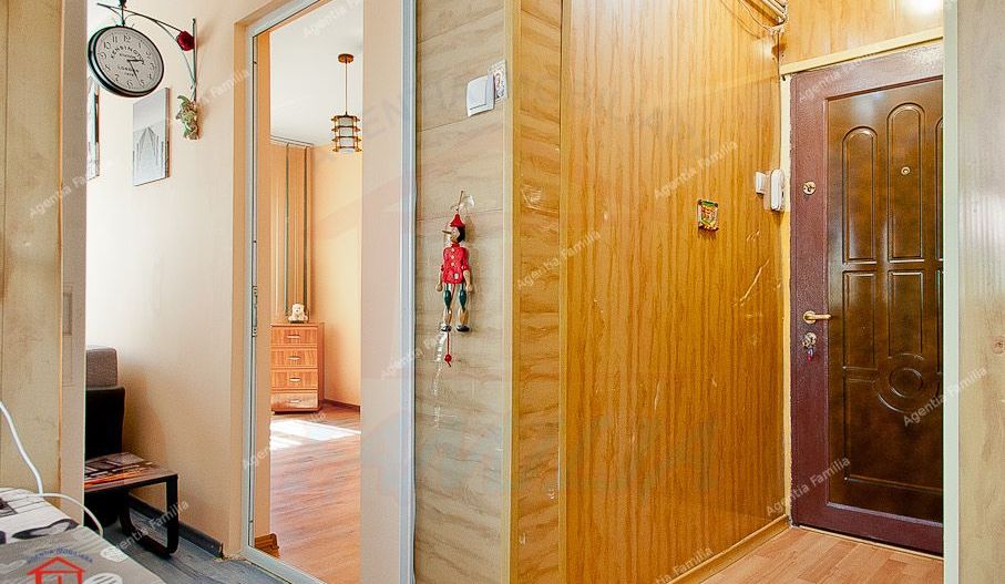 52500 Euro negociabil, trei camere renovat, mobilat si utilat, Micro 2 - Poză 5