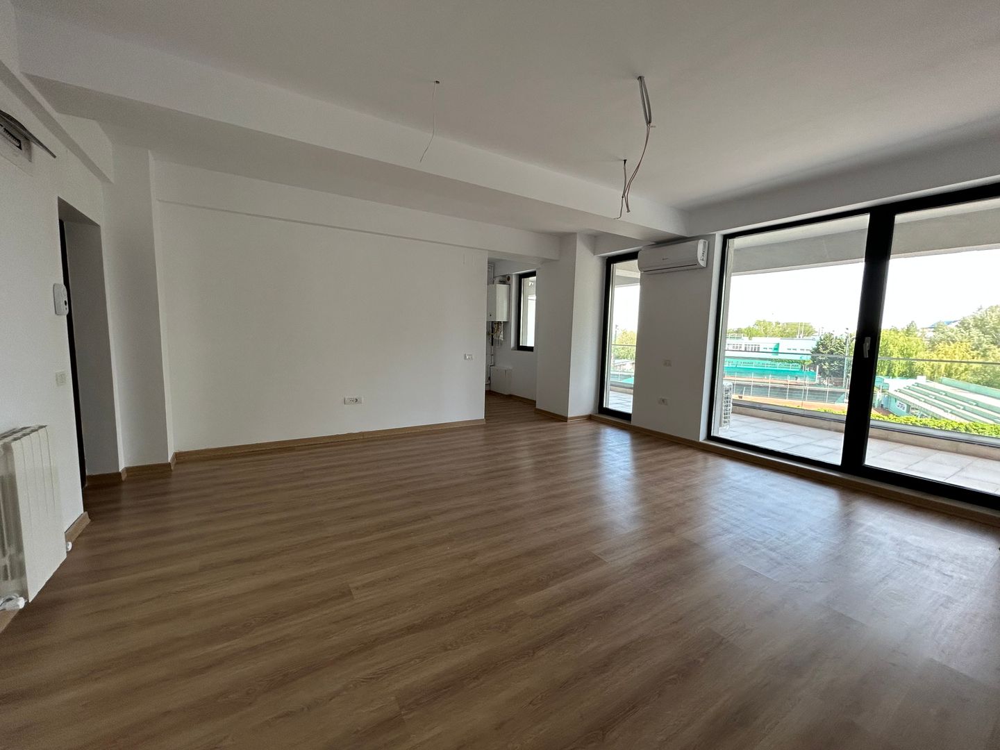 Apartament cu 2 camere cu loc de parcare zona Satul de Vacanta Mamaia - Poză 16
