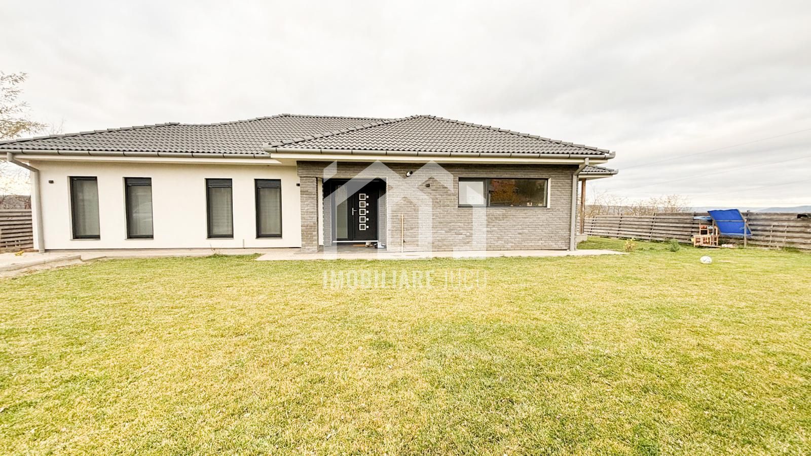 Casa individuala 4 camere, La Cheie, 120mp, Teren 900mp, Jucu de Sus - Poză 1