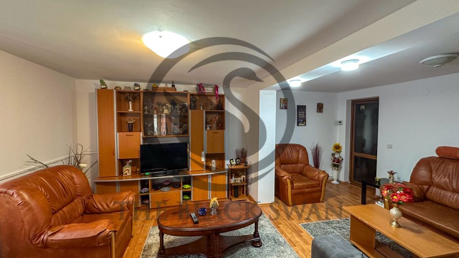 Casa cu 5 camere de vanzare l Cocorastii Colt - Prahova l Comision 0% - Poză 3