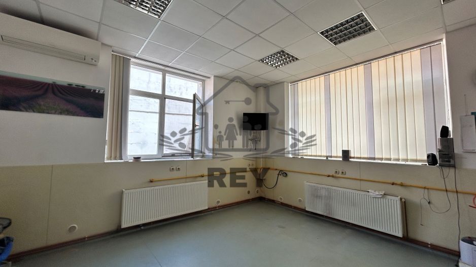 Ap. 108 mp– Parter, Centru Istoric, Pretabil Cabinet/Birou/Locuință/Reg Hotelier - Poză 1