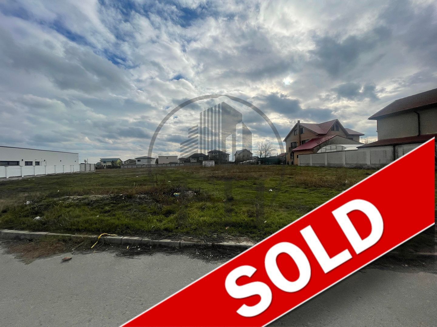 SOLD/ VANDUT Teren 542mp Cumpana / Soseaua Constantei - Poză 1